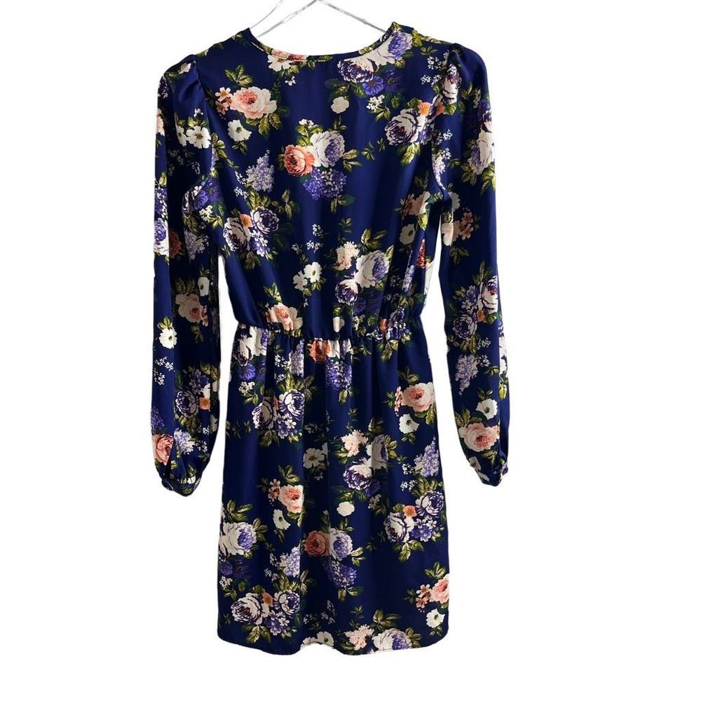 Lulu’s That’s A Wrap Navy Blue Floral Print Long Sleeve Wrap Dress NWT small - Picture 5 of 11